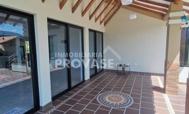 VENTA de CASAS en LOS PATIOS