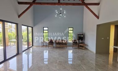 VENTA de CASAS en LOS PATIOS