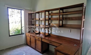 VENTA de CASAS en LOS PATIOS