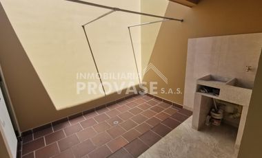 VENTA de CASAS en LOS PATIOS