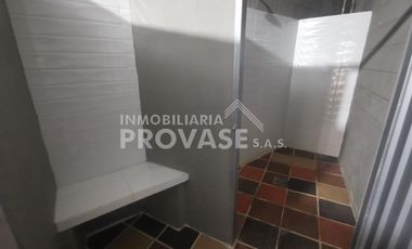 VENTA de BODEGAS en LOS PATIOS