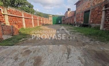 VENTA de BODEGAS en LOS PATIOS