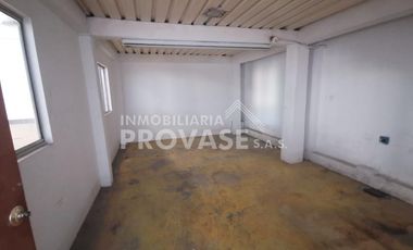 VENTA de BODEGAS en LOS PATIOS