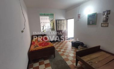 VENTA de CASAS en LOS PATIOS