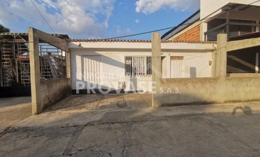 VENTA de CASAS en LOS PATIOS