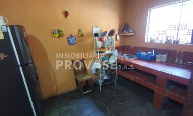 VENTA de CASAS en LOS PATIOS