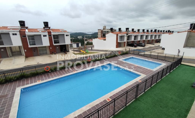 VENTA de CASAS en LOS PATIOS