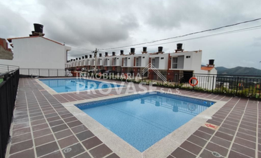 VENTA de CASAS en LOS PATIOS