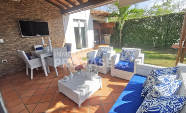 VENTA de CASAS en LOS PATIOS