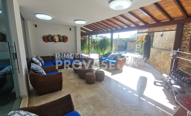 VENTA de CASAS en LOS PATIOS