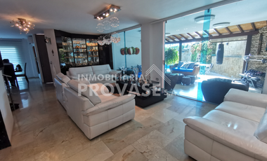 VENTA de CASAS en LOS PATIOS