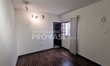 VENTA de CASAS en LOS PATIOS