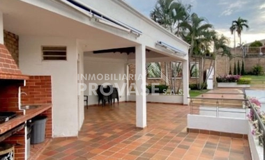 VENTA de CASAS en LOS PATIOS