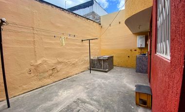 Casa en Venta /Mitad del Mundo