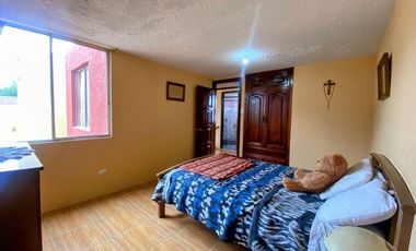 Casa en Venta /Mitad del Mundo