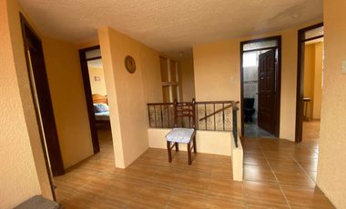 Casa en Venta /Mitad del Mundo