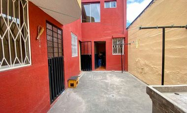 Casa en Venta /Mitad del Mundo