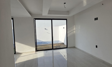 CASA EN VENTA EN LOMAS DEL DORADO EN BOCA DEL RÍO, VER.