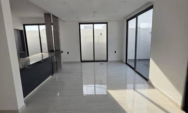 CASA EN VENTA EN LOMAS DEL DORADO EN BOCA DEL RÍO, VER.