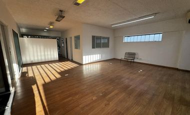 Edificio Comercial en Boulogne Sur Mer