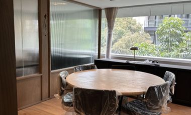 RENTO OFICINA AMUEBLADA Y DECORADA EN POLANCO