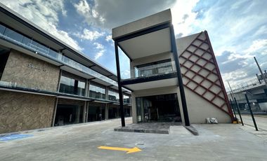 LOCALES EN PLAZA COMERCIAL CARRETERA TOLUCA - MEXICO KM 45