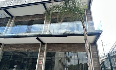 LOCALES EN PLAZA COMERCIAL CARRETERA TOLUCA - MEXICO KM 45
