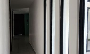 Renta casa amueblada piscina y panelea solares conkal