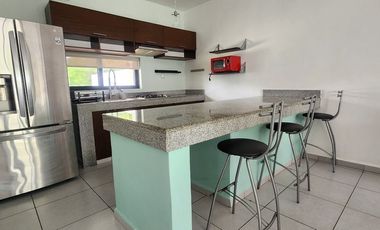 Renta casa amueblada piscina y panelea solares conkal