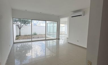 CASA EN RENTA EN LAS MONTAÑAS