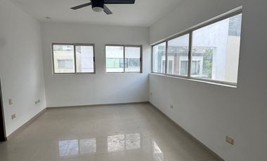 CASA EN RENTA EN LAS MONTAÑAS