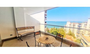 Apto en arriendo en Bello Horizonte con hermosa vista al mar