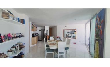 Apto en arriendo en Bello Horizonte con hermosa vista al mar