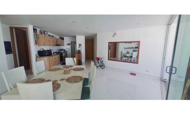 Apto en arriendo en Bello Horizonte con hermosa vista al mar
