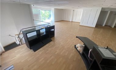 Local Comercial En Arrriendo Barrio el Poblado