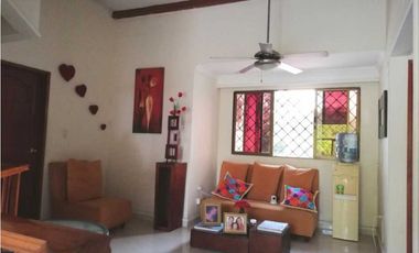 Vendo hermosa casa con piscina en Riascos