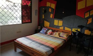 Vendo hermosa casa con piscina en Riascos