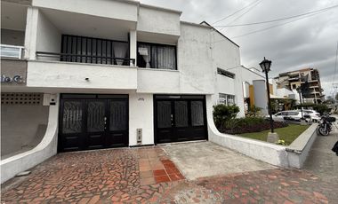 Se Vende Casa Urbana Parque Aborigenes Norte 9360224