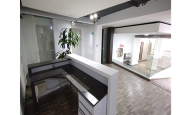 Oficina Corporativa de 380 m² en Arriendo – Chapinero