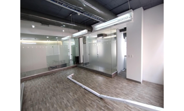 Oficina Corporativa de 380 m² en Arriendo – Chapinero