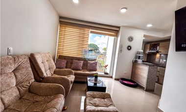 En Venta Apartamento en Conjunto Los Nogales (Sector Alborada)