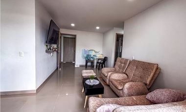 En Venta Apartamento en Conjunto Los Nogales (Sector Alborada)
