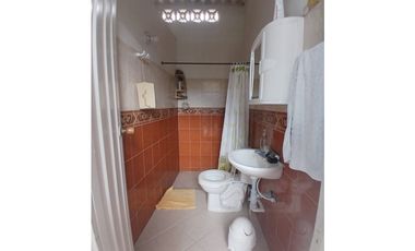 VENDO CASA URBANA- UN NIVEL - VILLETA
