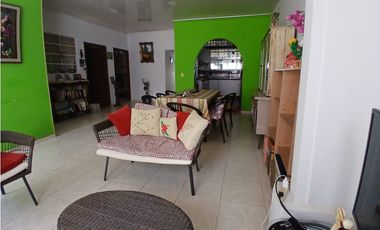 VENDO CASA URBANA- UN NIVEL - VILLETA