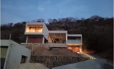 VENTA DE CASA EN  CONJUNTO RESIDENCIAL NATURAL