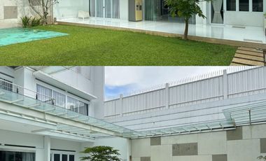 Rumah Vila Mewah Resor Dago Pakar