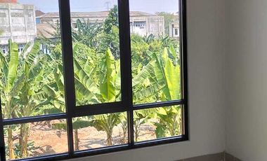 Jual Rumah Baru Pamulang 2 Lantai , Termurah 800 Jutaan