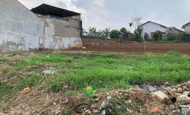 Luas 168 m2 Jual kapling ciwaruga, surat SHM.