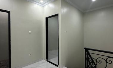 RUMAH MEWAH 800 JUTAAN JAGAKARSA JAKARTA SELATAN