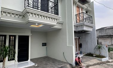 RUMAH MEWAH 800 JUTAAN JAGAKARSA JAKARTA SELATAN